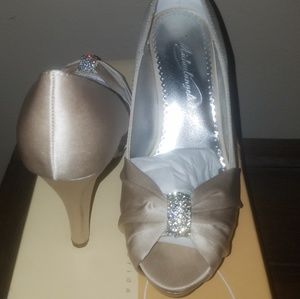 Champagne Satin pep toe heels will diamond detaili